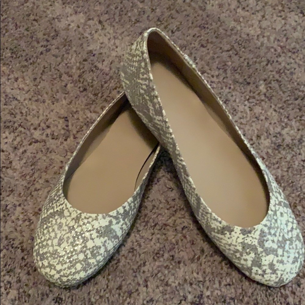 NEW!! Tory Burch Travel T Ballet Flats ❤OFFERS❤